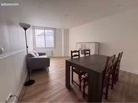 appartement 37 m2 meublé  refait à neuf - ivry-sur-seine