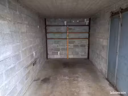 garage à louer caluire