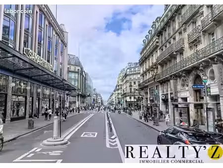 local commercial 734 m²