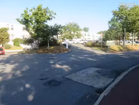 location place de parking