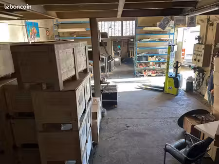 local d'activité 435 m²