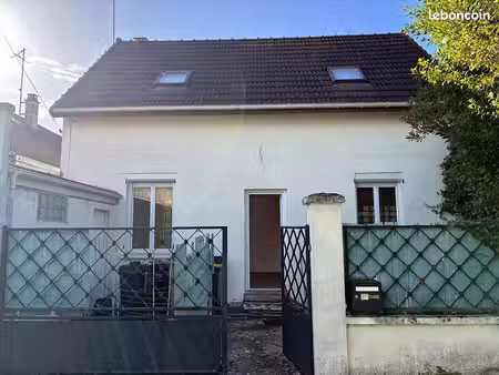 pavillon 5 pièces 100 m²