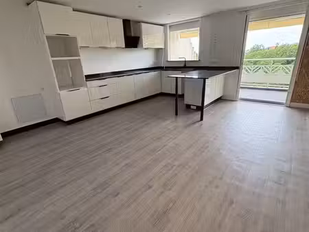 appartement 3 pièces 64 m²