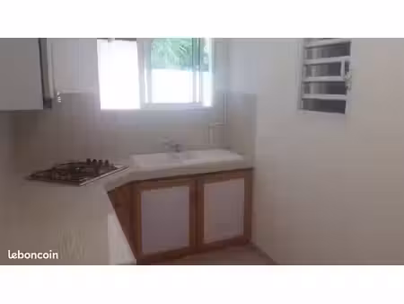 appartement t2 perinnet le gosier