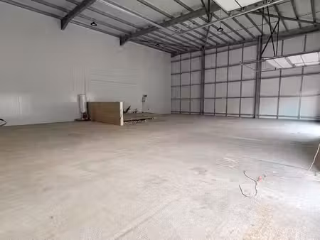 local commercial 254 m² biguglia