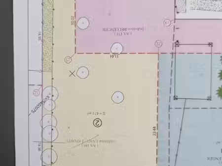 terrain 473 m² maltot