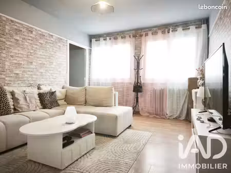 appartement 3 pièces 49 m²