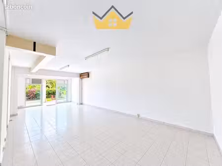 local commercial 45 m² fort-de-france