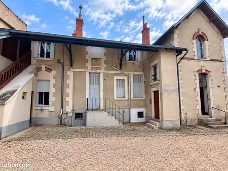 immeuble 263 m² vierzon