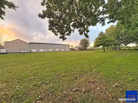 entrepôt 600 m² villers bocage