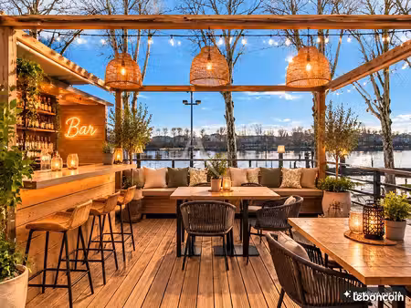bar  restaurant 187 m² orleans