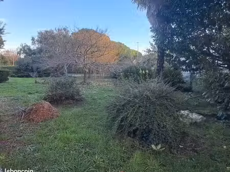 terrain à bâtir de 604 m² à breuillet (17)