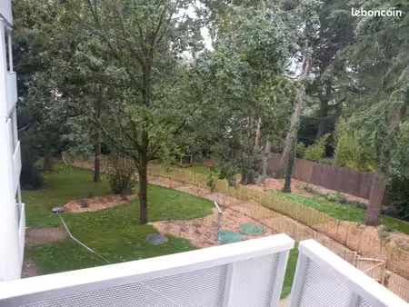t2 de 42 m2 dans parc privé