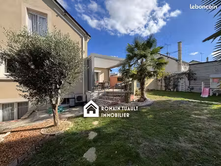 maison 6 pièces 143 m²