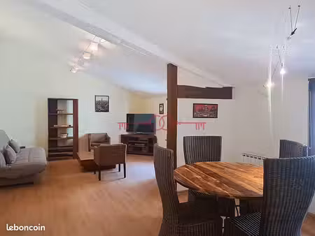 appartement 3 pièces 65 m²