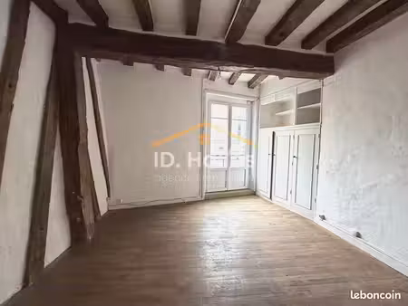 local commercial 120 m² craon
