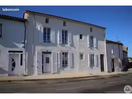 maison de village 5 pièces 170 m²