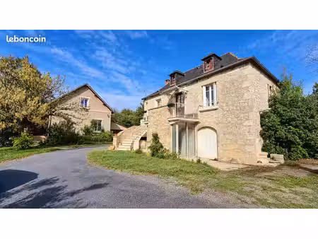 maison 9 pièces 180 m²