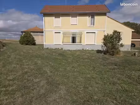 maison 5 pièces 130 m²