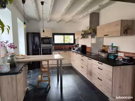 maison pierre rénovée 120m²  3ch  sans travaux