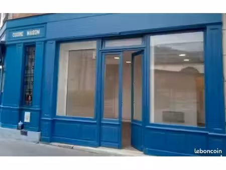 boutique 40 m centre ville d enghien bains