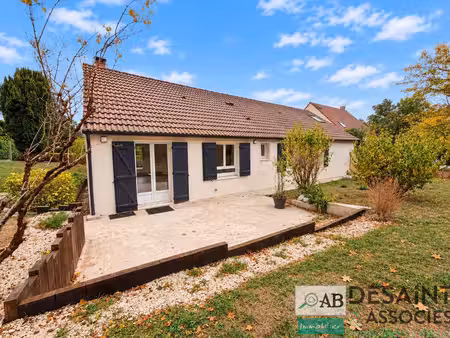 bouleurs  maison individuelle de 108 m2 avec 5 chambres  gar