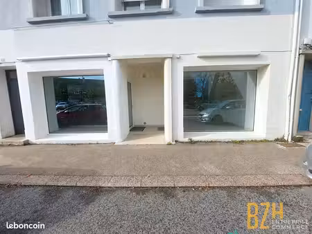 local commercial 52 m² lorient