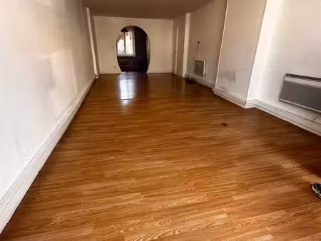 local commercial ou dépôt à louer – 41 m²