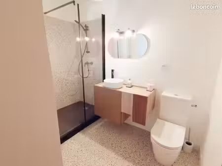 petite maison de ville au bourg de plouhinec