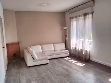 maison 6 pièces 85 m²