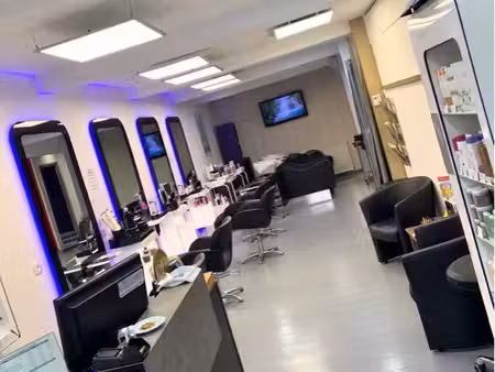 local professionnel centre de mouvaux