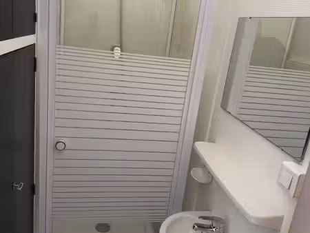 chambre étudiante meublée 12 m² – villeneuve-d’ascq – 420 cc