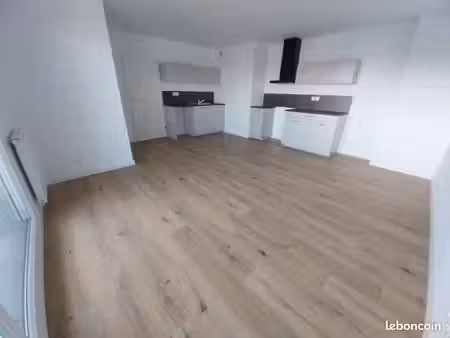 appartement 3 pièces 64 m²