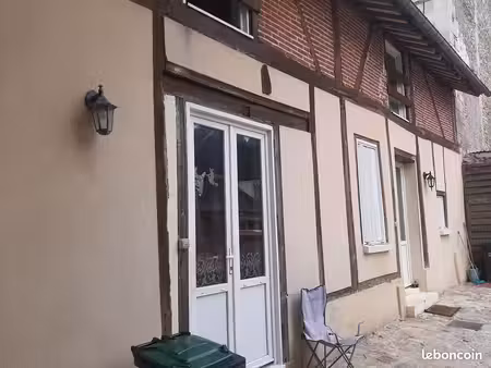 ensemble de trois appartements