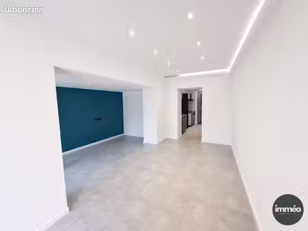 à louer – bel appartement t4 rénové avec place de parking – évin-malmaison