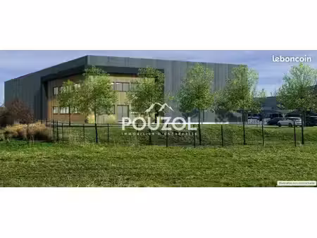 local d'activite 2000 m² riom