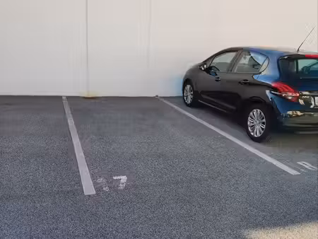place de parking privative