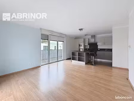 appartement 3 pièces 67 m²