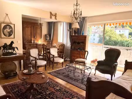 appartement 6 pièces 106 m²