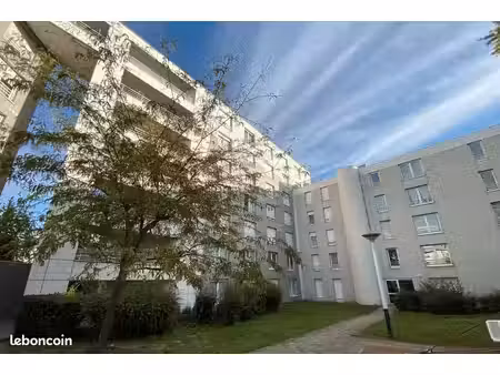 appartement 3 pièces 82 m²