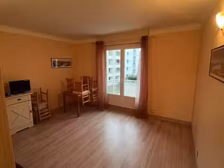 appartement t1 – 29 m² avec balcon – saint-jean-de-luz à 50m de la plage