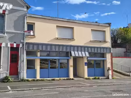 local d'activités pontivy