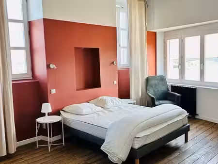 appartement rénové 230m2 bayonne