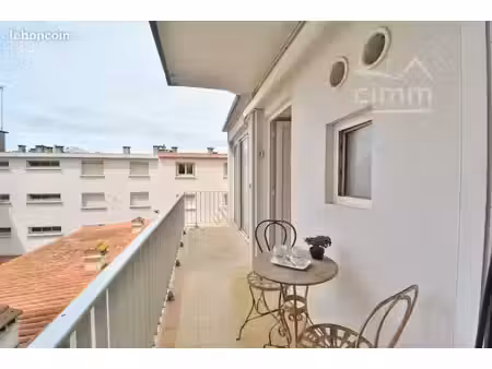 studio 1 pièce 16 m²