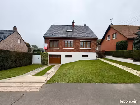 maison 8 pièces 126 m²