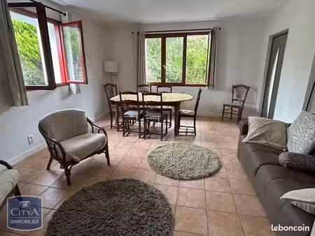 appartement 3 pièces 80 m²