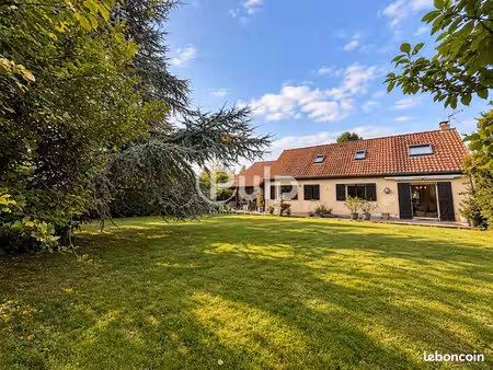 maison 6 pièces 120 m²