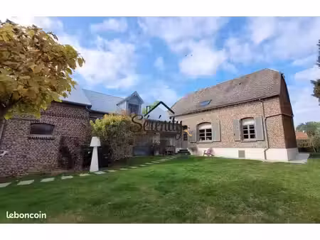 maison 6 pièces 221 m²