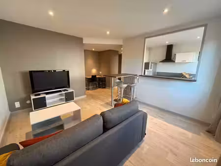 t3 meublé 58 m² – 2 chambres – 440 /pers cc – proche facultés / coubertin