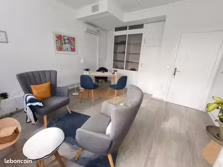 sous-location bureau 20 m² — centre médical (hauts de billère) — disponible janvier 2027